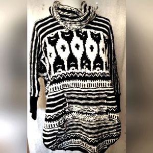 The Limited nwot thick poncho med